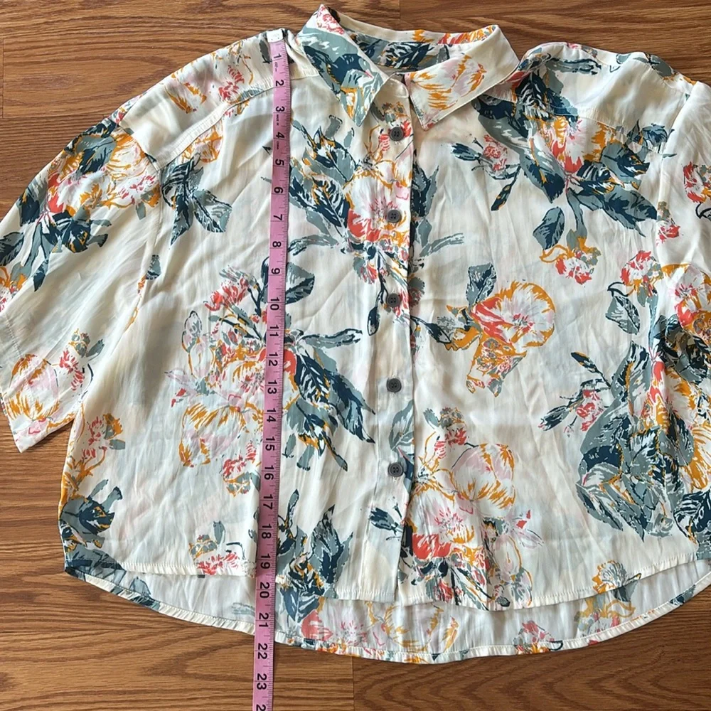 Free People Oversize Cropped Button Down Lily of the Valley Top Small Hawaiian - Picture 7 of 10
